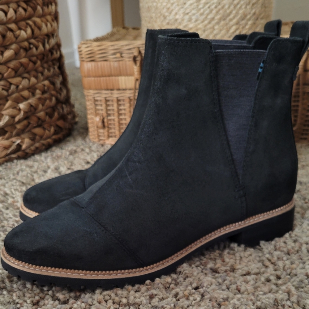 TOMS cleo boots